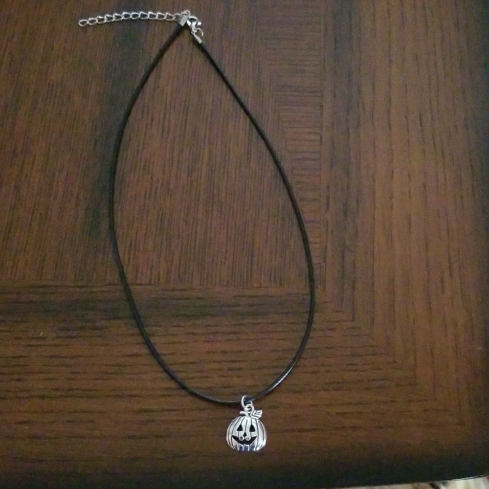 ❤Pumpkin necklace
